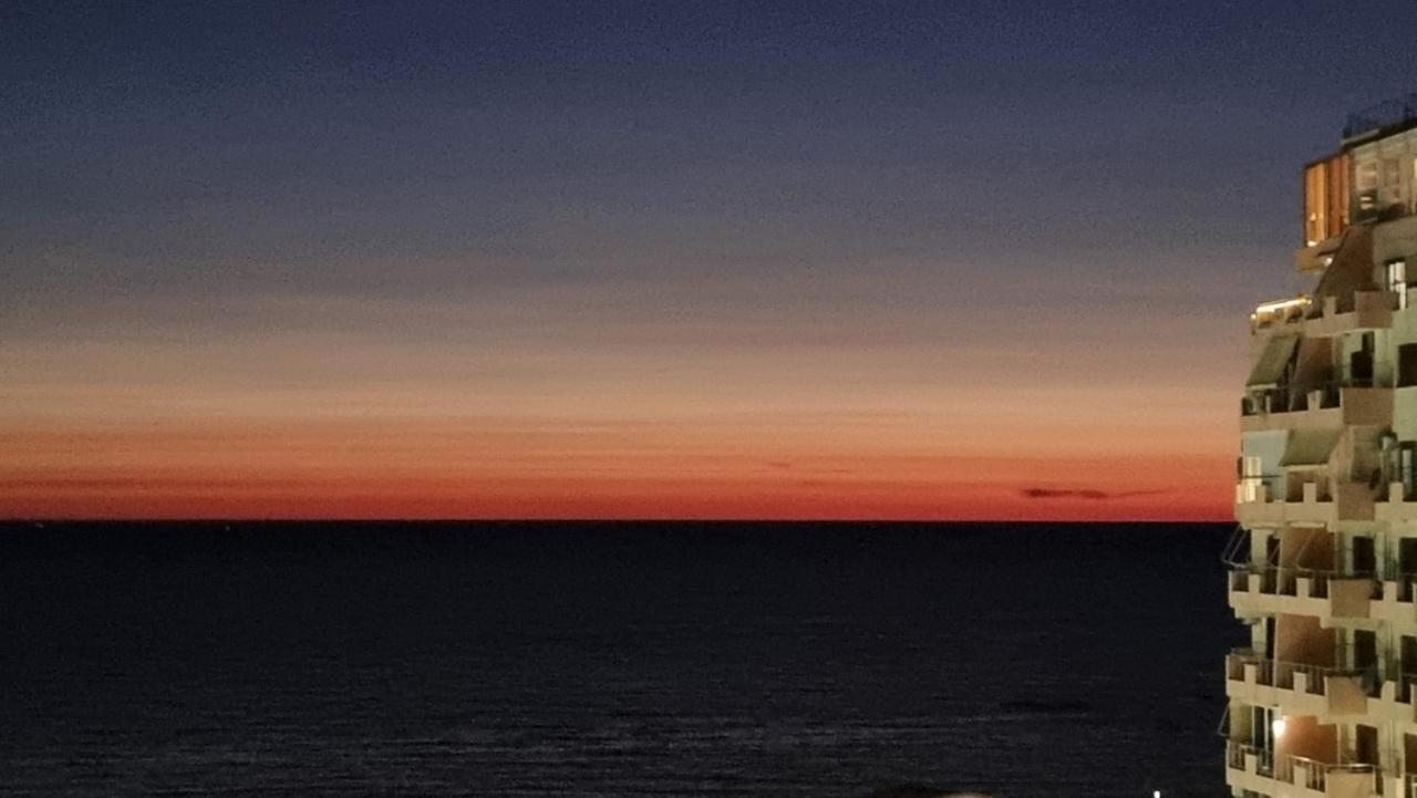 Sunset Seaview Apartment Durrës Exterior foto